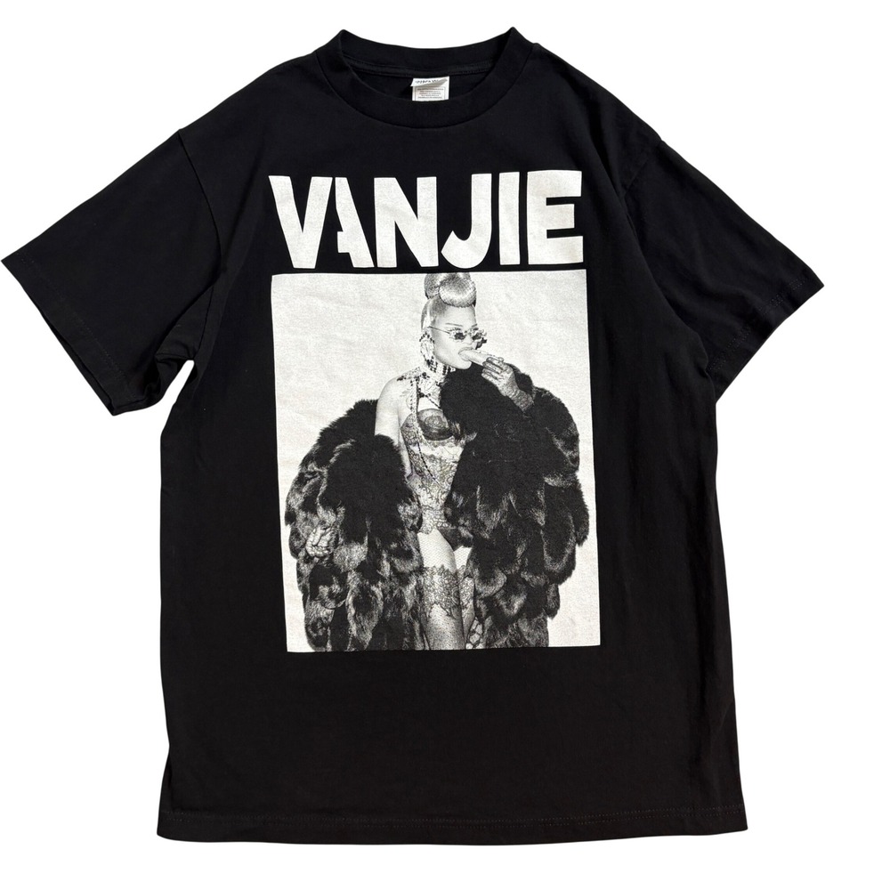 Shaka Wear Miss Vanjie Mateo Graphic T-Shirt unisex Large Black RPDR Streetwear